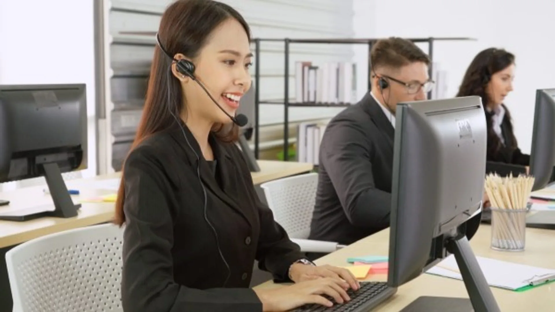 Hình ảnh trung tâm hỗ trợ khách hàng UU88